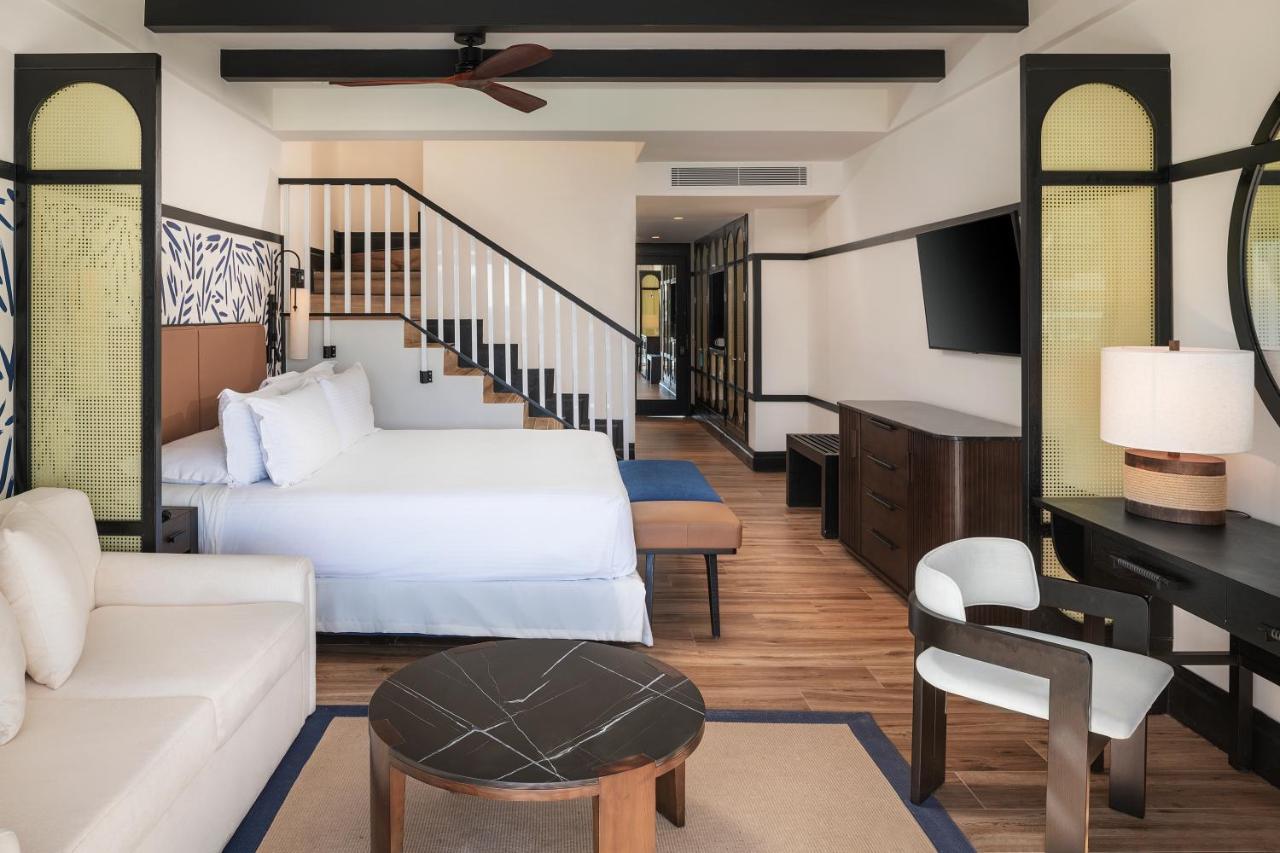 فندق Ocean Eden Bay (Adults Only) Spring Rises المظهر الخارجي الصورة A suite at the hotel