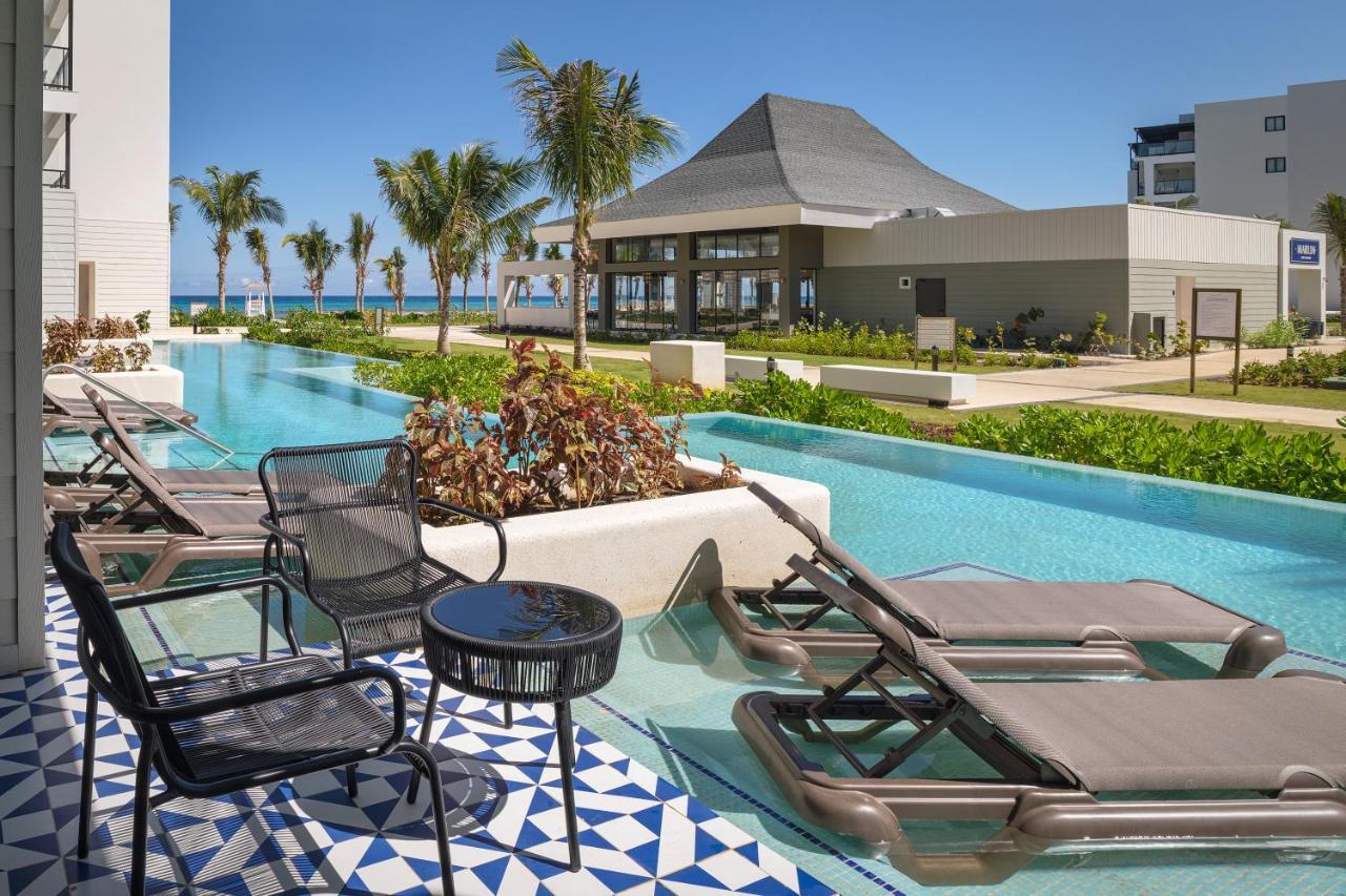 فندق Ocean Eden Bay (Adults Only) Spring Rises المظهر الخارجي الصورة The pool at the Hard Rock Hotel in Cancun