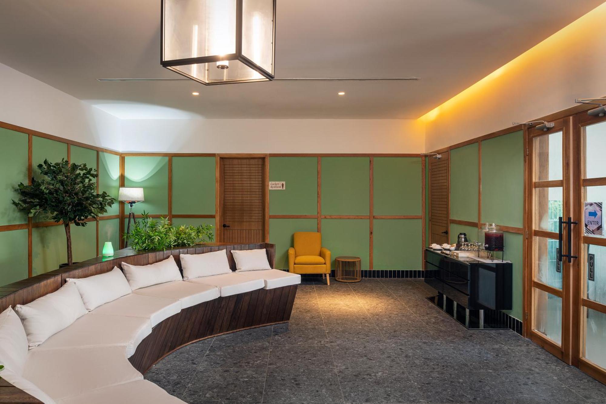 فندق Ocean Eden Bay (Adults Only) Spring Rises المظهر الخارجي الصورة The Green Room