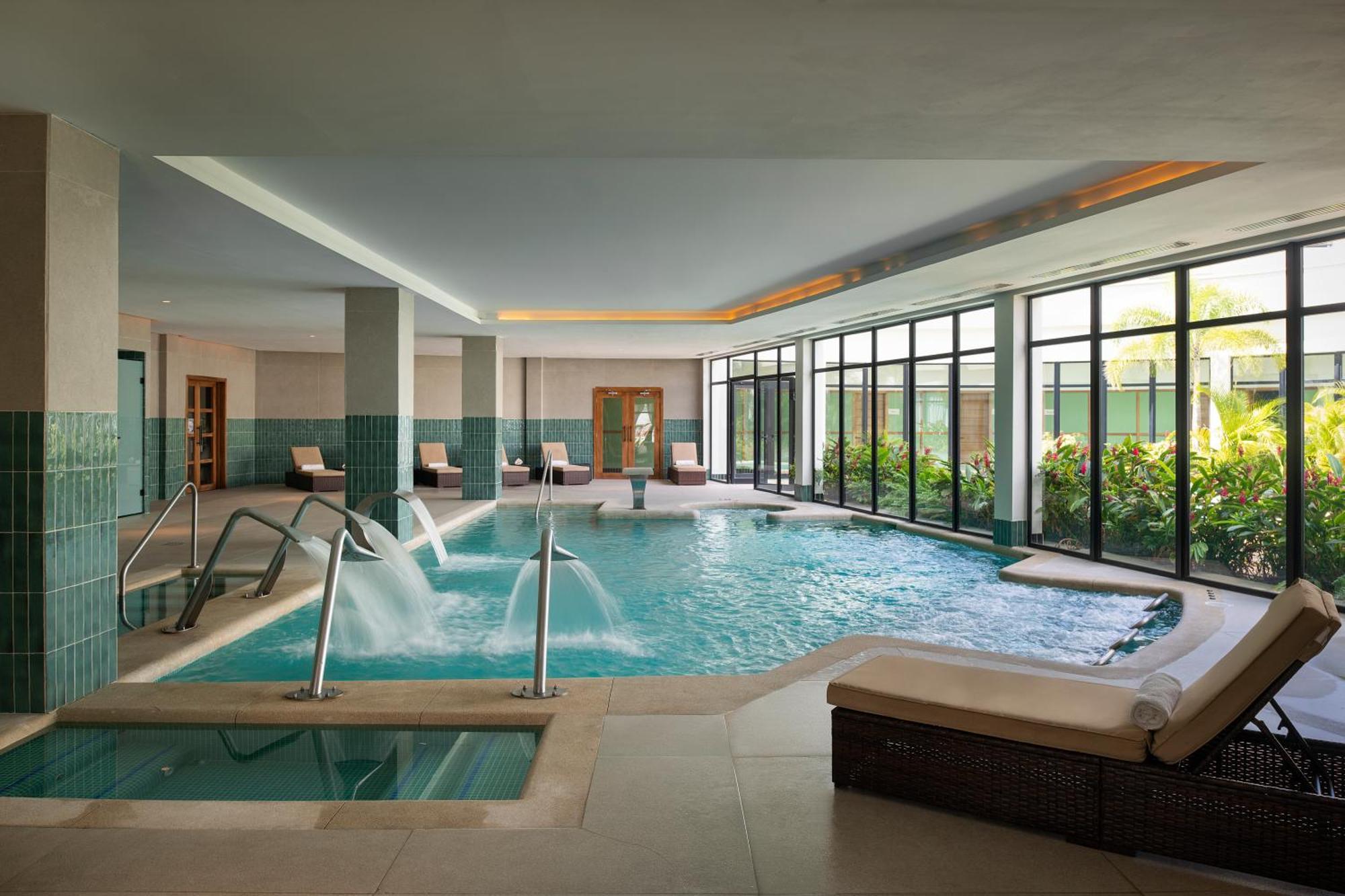 فندق Ocean Eden Bay (Adults Only) Spring Rises المظهر الخارجي الصورة Spa at the Sheraton Maldives Resort & Spa